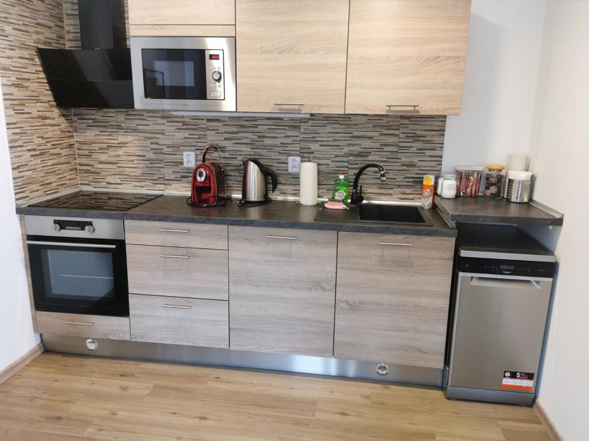 Apartmany Svitkov 79 Pardubice Zewnętrze zdjęcie