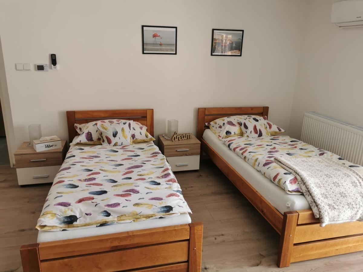 Apartmany Svitkov 79 Pardubice Zewnętrze zdjęcie